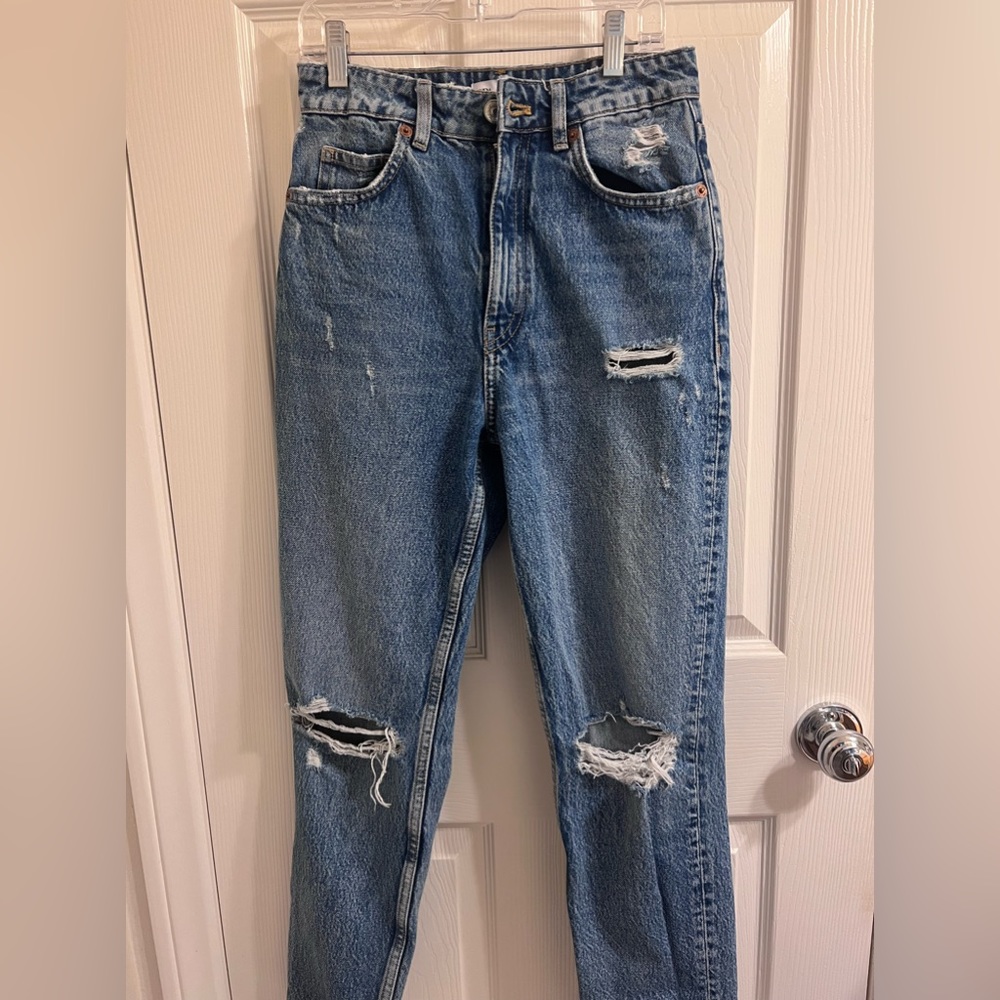 Zara Ripped Jeans- High Rise Mom Jeans